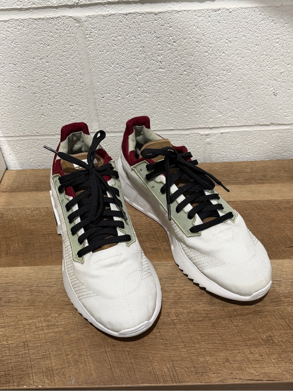 Adidas Geodiver Primeblue White Halo Green Burgundy FZ4687 Men's